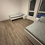 Apartment Fuer 7 Personen - Taucha